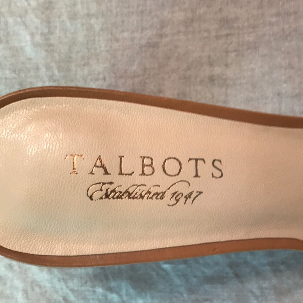 SALE!!! Talbots Leather Heels - Picture 5 of 7
